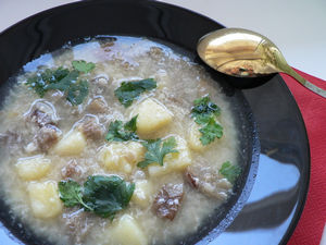 Суп с картошкой и солеными грибами